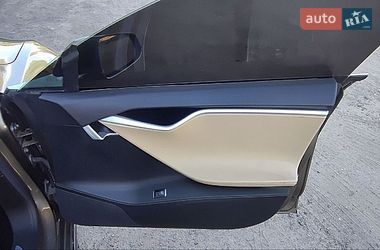 Лифтбек Tesla Model S 2016 в Черкассах фото 16 Лифтбек Tesla Model S 2016 в Черкассах
