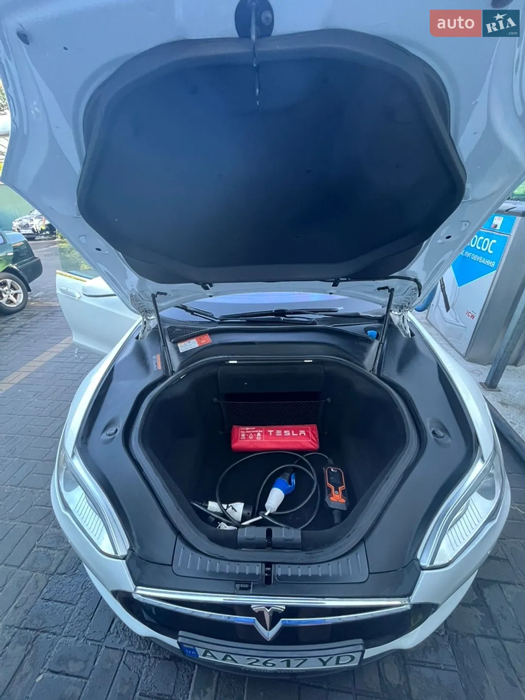 2014 Tesla Model S - мініатюра 15