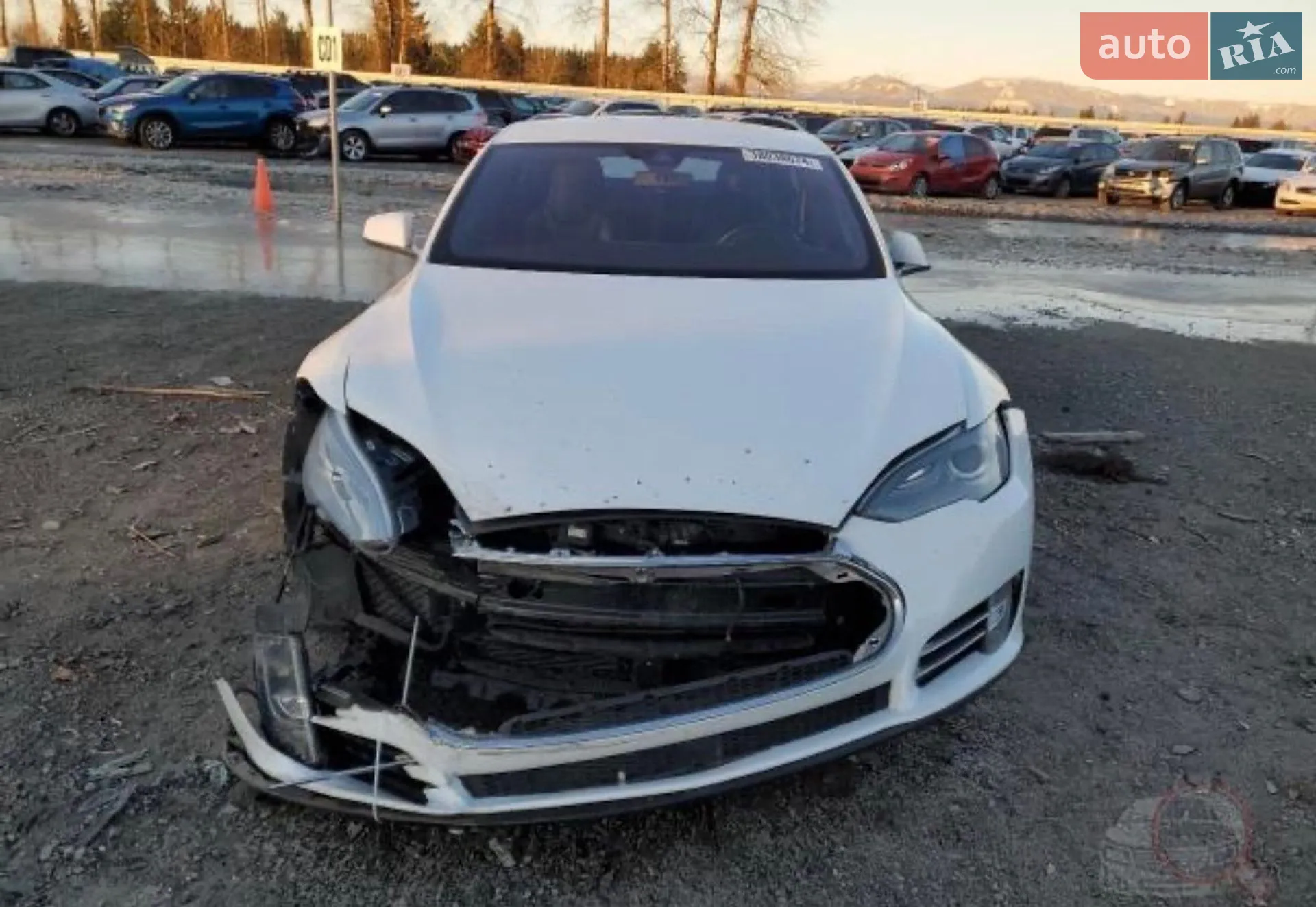 2015 Tesla Model S - мініатюра 41