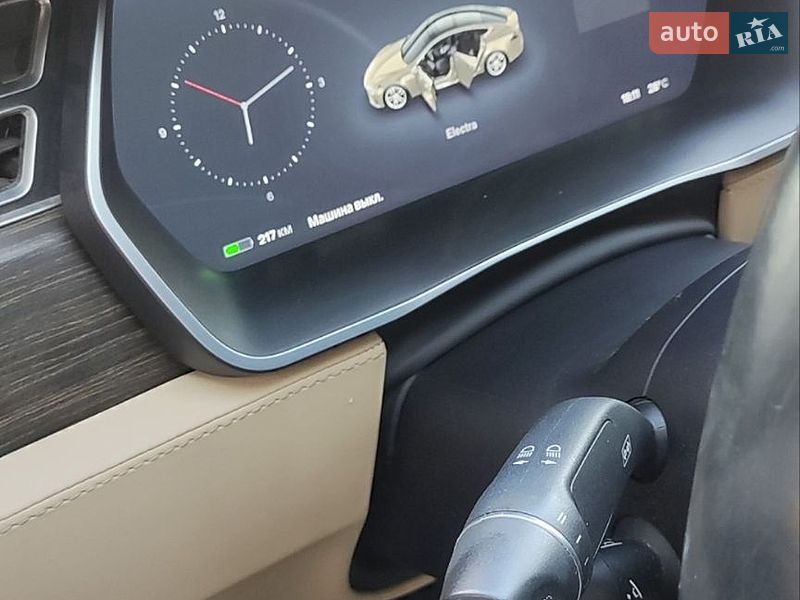 Лифтбек Tesla Model S 2016 в Черкассах фото 23 Лифтбек Tesla Model S 2016 в Черкассах
