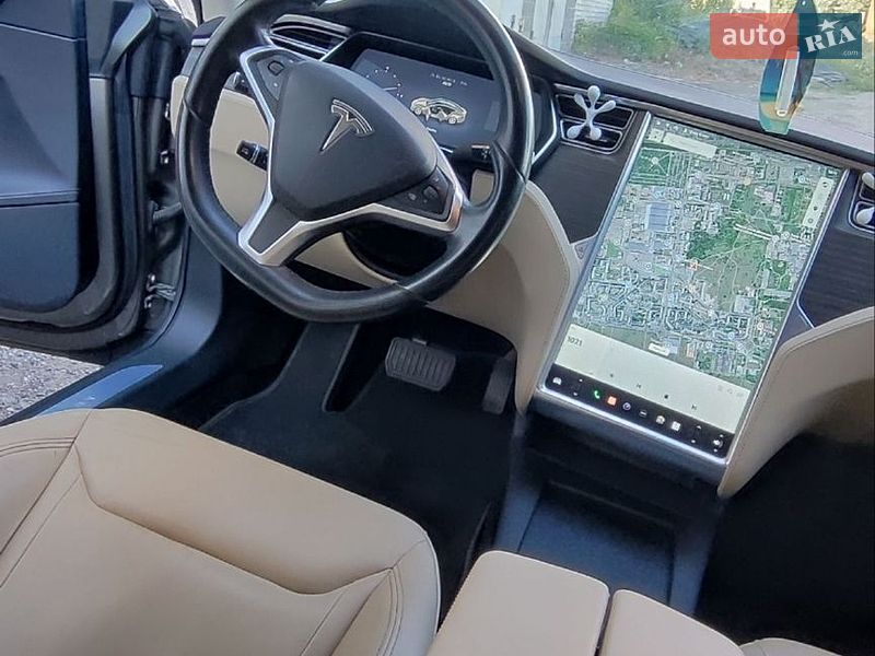 Лифтбек Tesla Model S 2016 в Черкассах фото 24 Лифтбек Tesla Model S 2016 в Черкассах