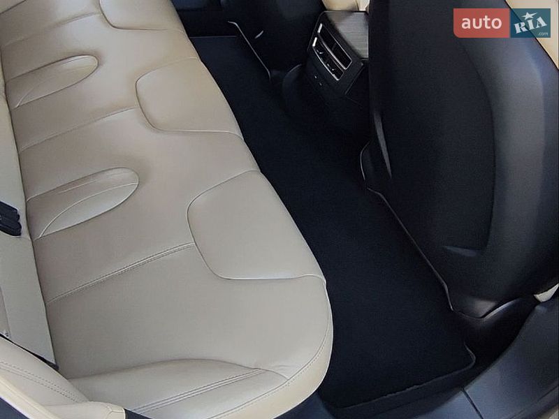 Лифтбек Tesla Model S 2016 в Черкассах фото 19 Лифтбек Tesla Model S 2016 в Черкассах