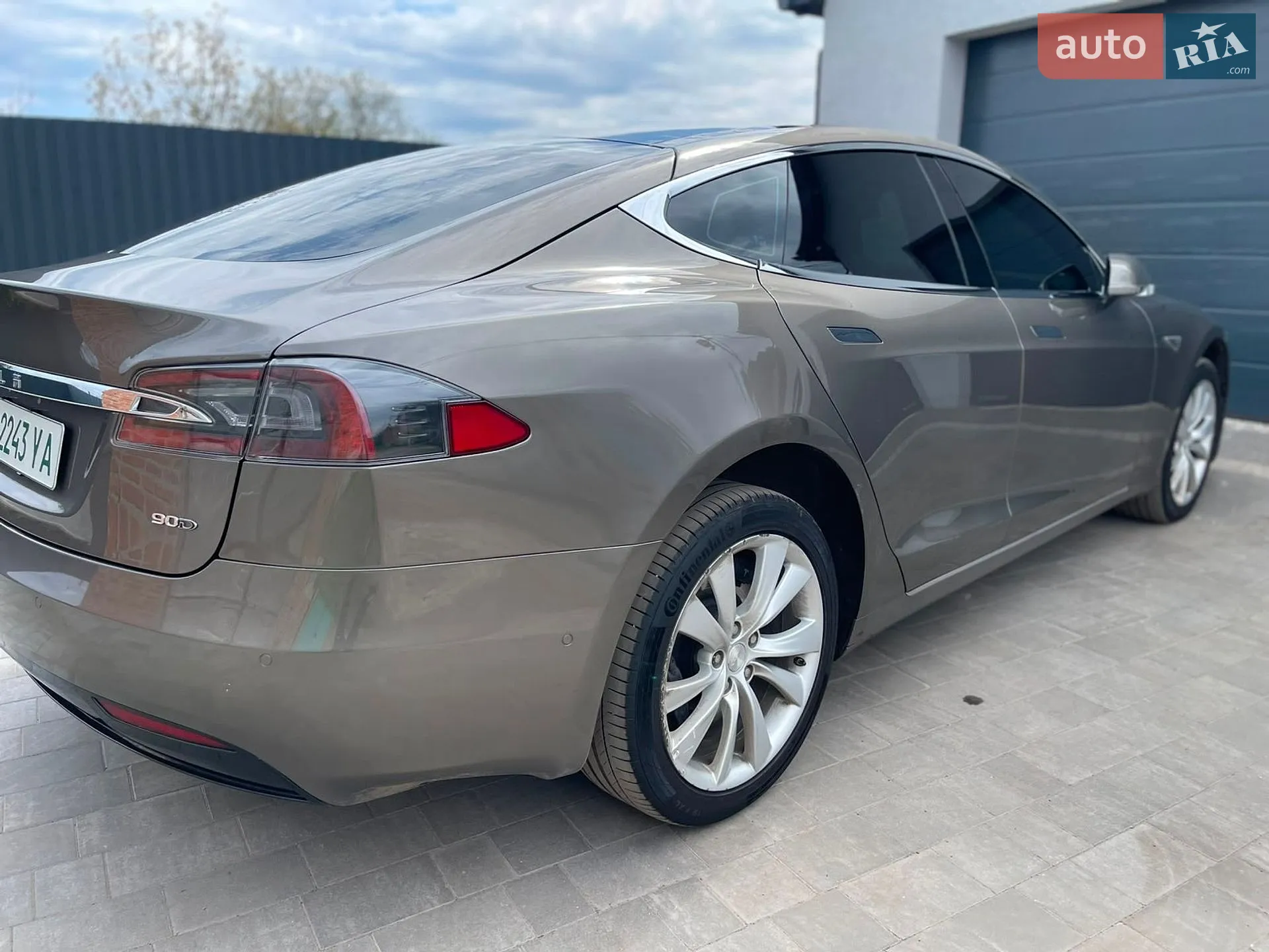 2016 Tesla Model S - мініатюра 16