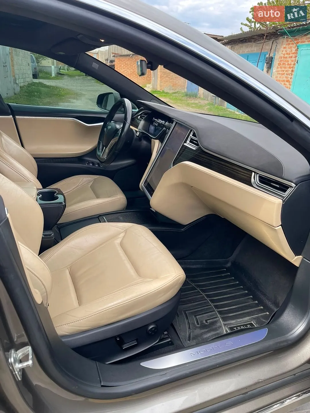 2016 Tesla Model S - мініатюра 28