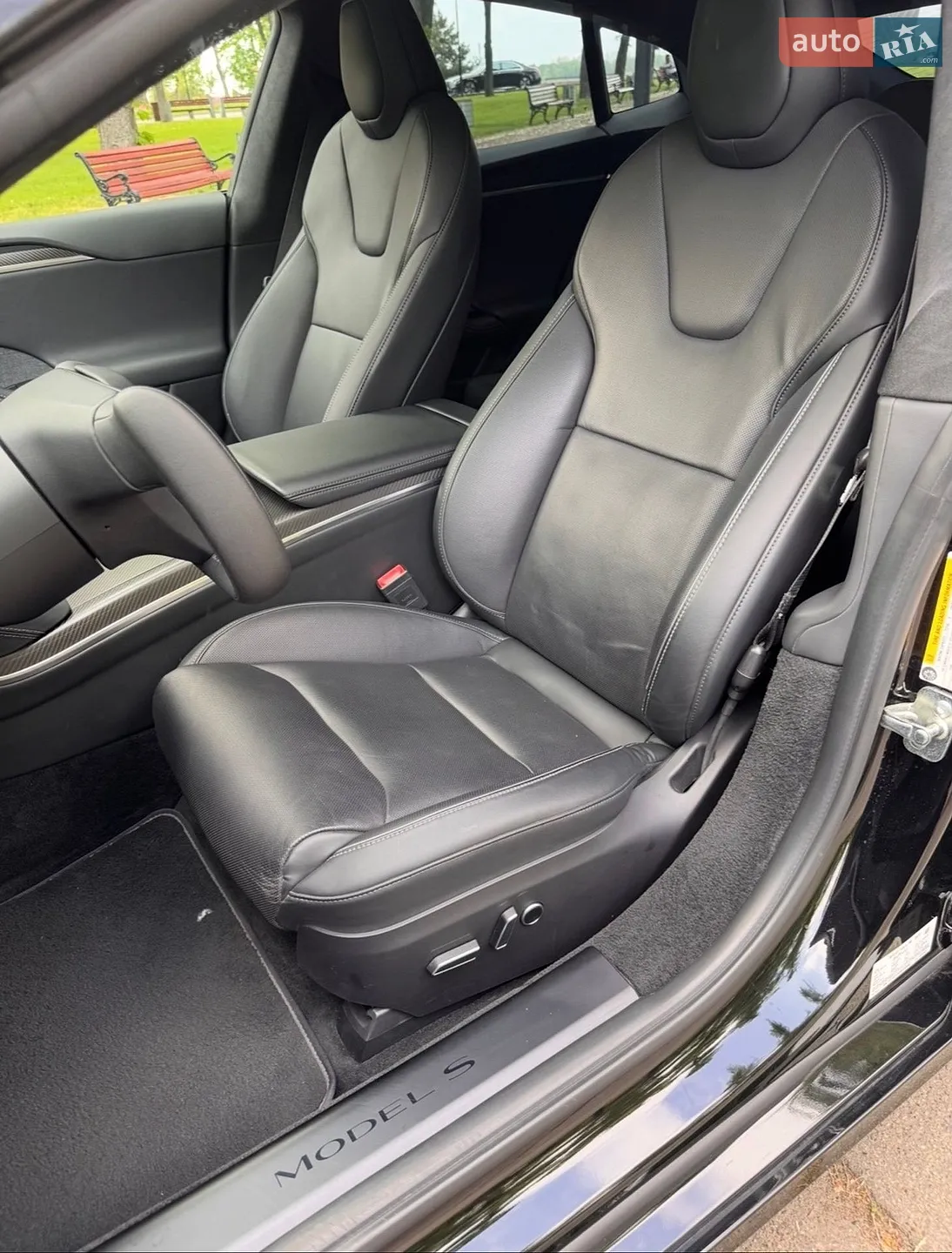 2022 Tesla Model S - мініатюра 12