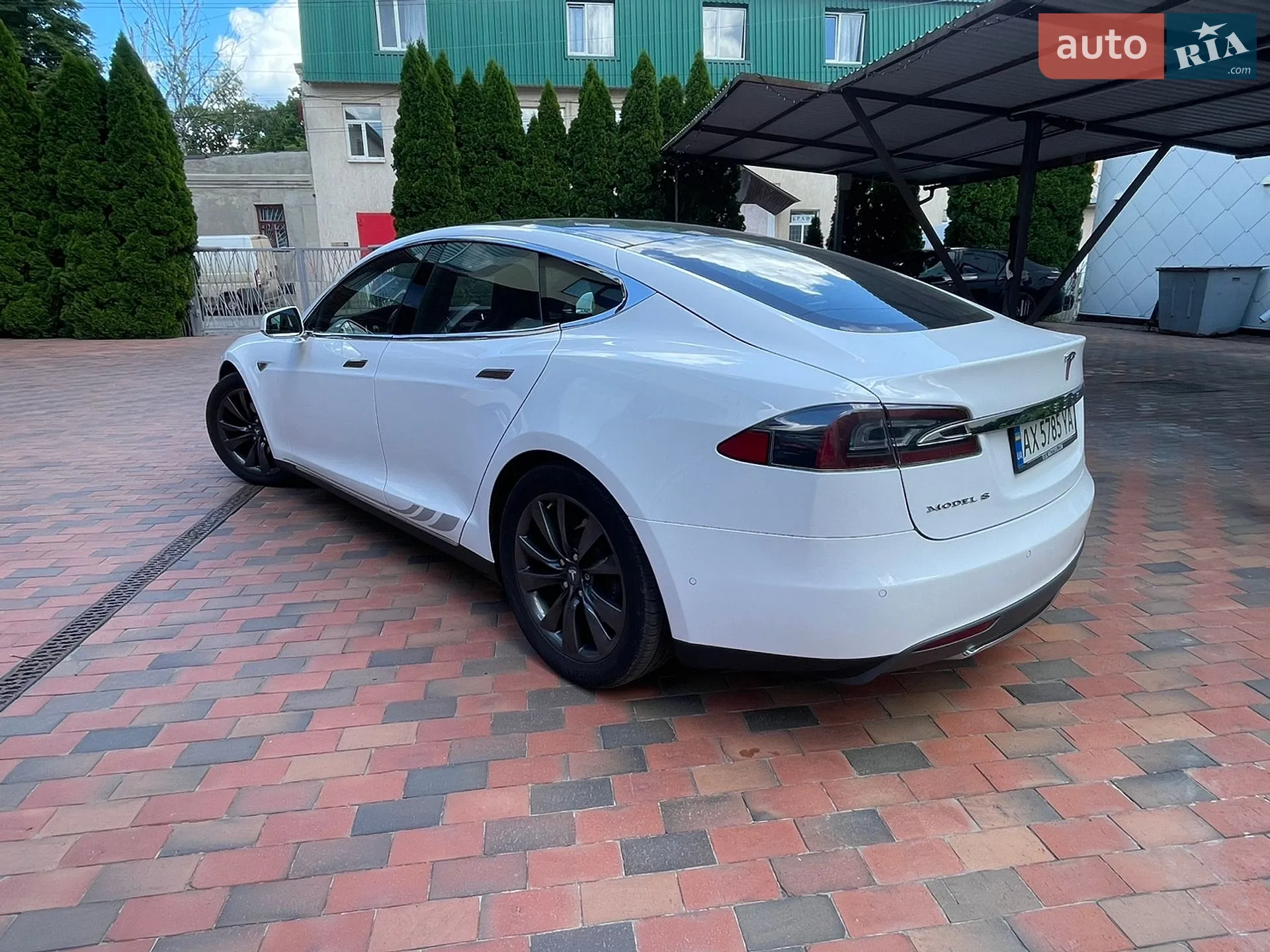 2016 Tesla Model S - мініатюра 13