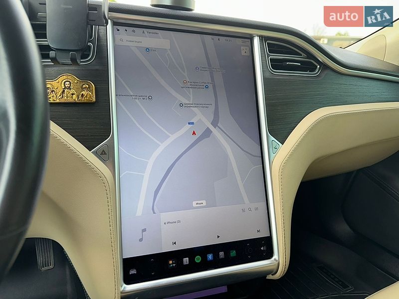 Ліфтбек Tesla Model S 2014 в Тернополі фото 36 Ліфтбек Tesla Model S 2014 в Тернополі