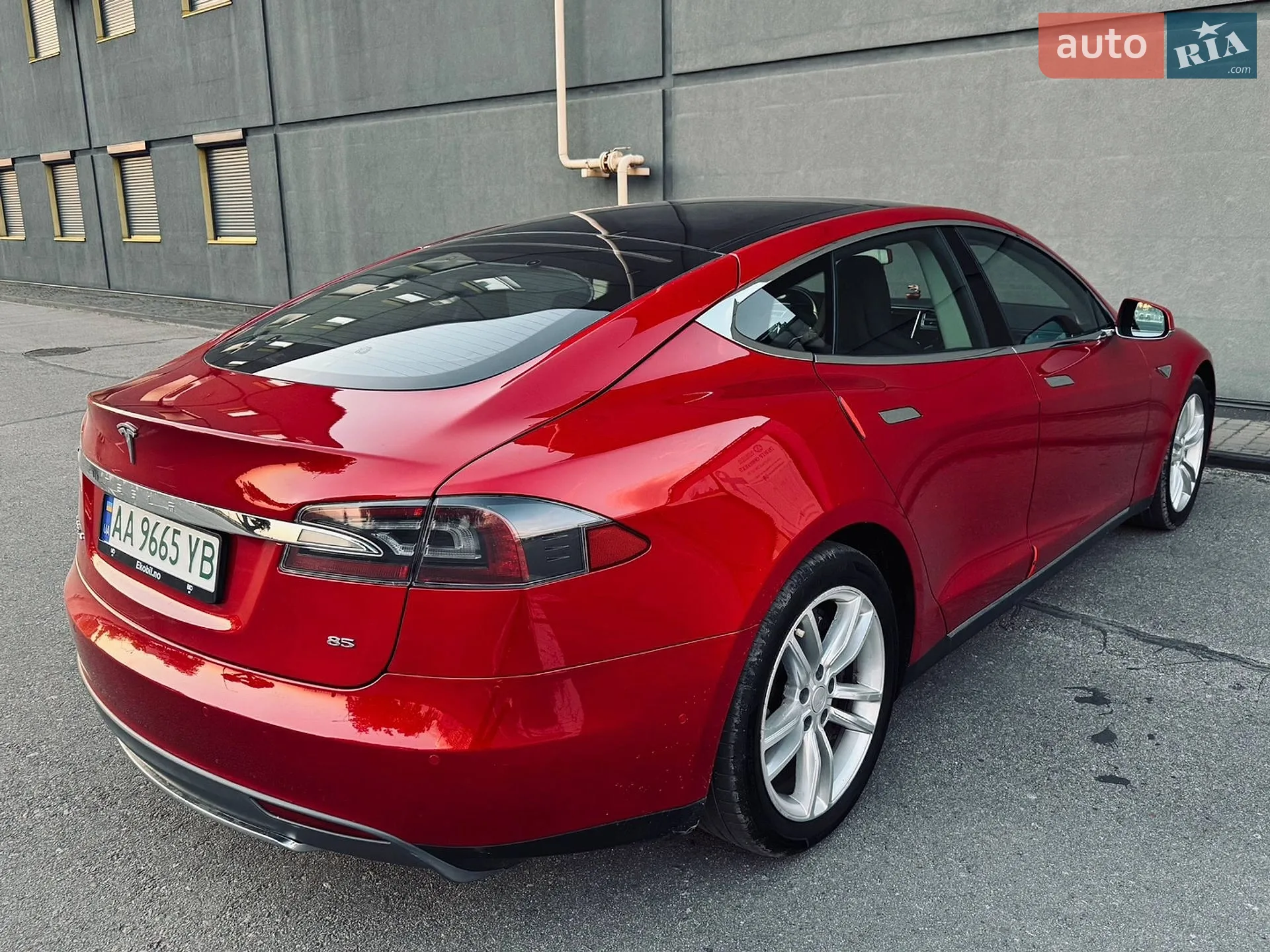 2014 Tesla Model S - мініатюра 11