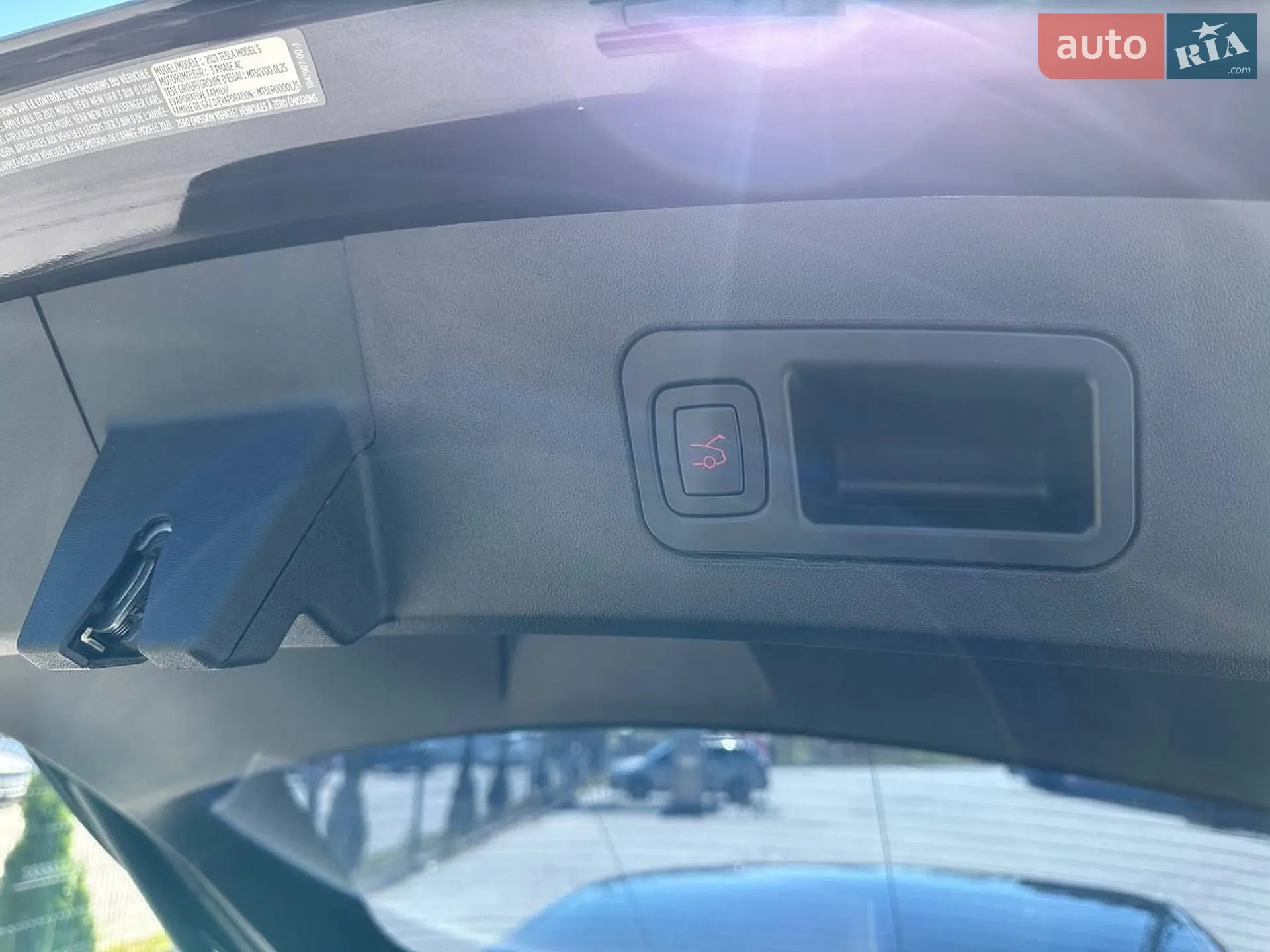 2020 Tesla Model S - мініатюра 13