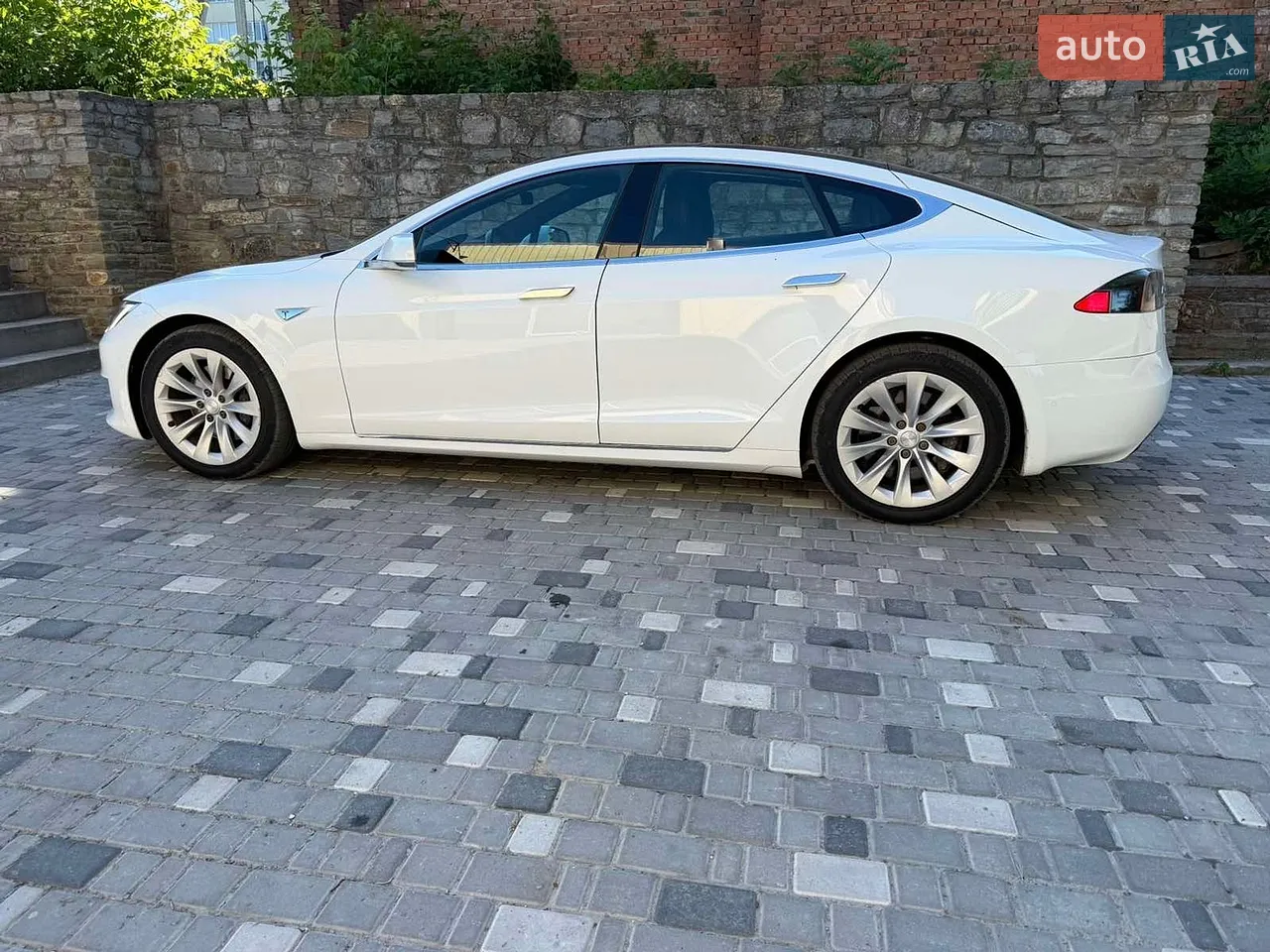 2016 Tesla Model S - мініатюра 40