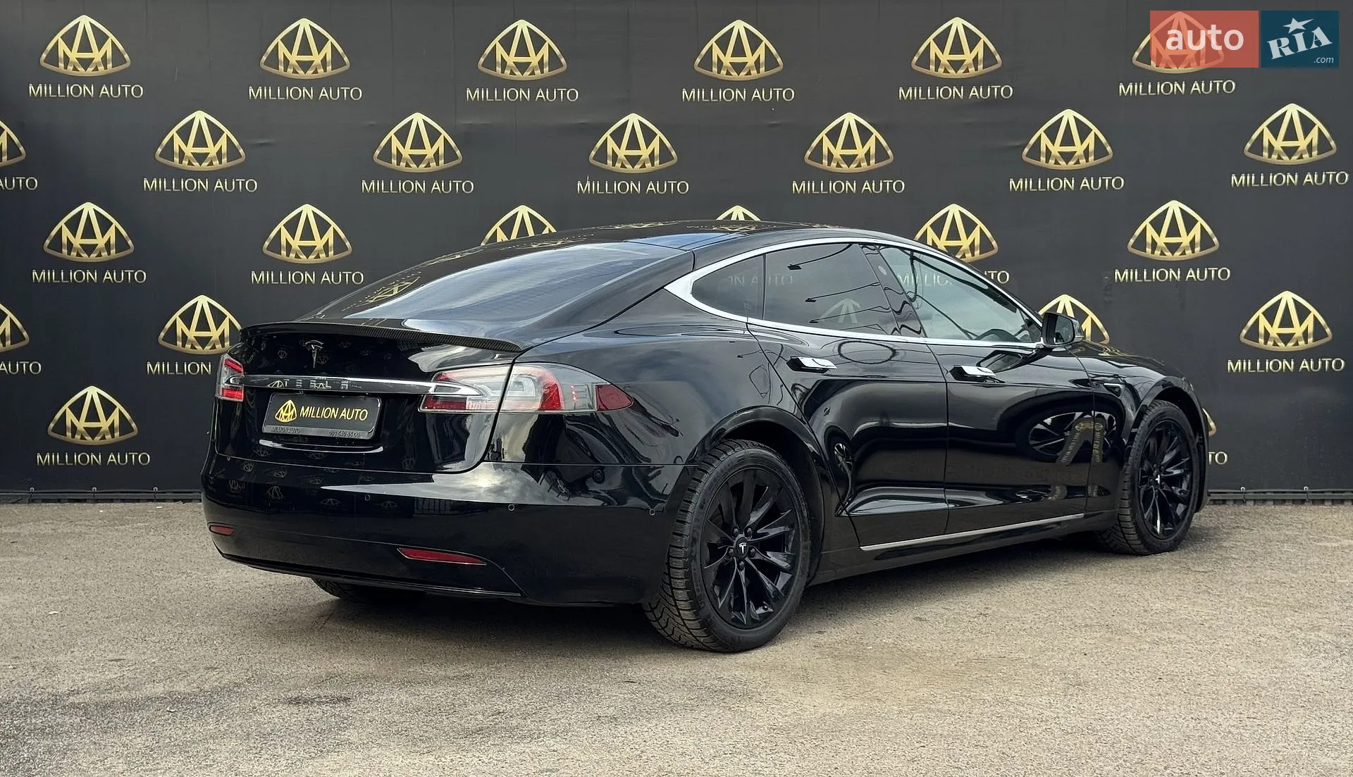 Tesla Model S 2019 VIN 5YJSA1E28KF305174 фото оголошення 6 з 29
