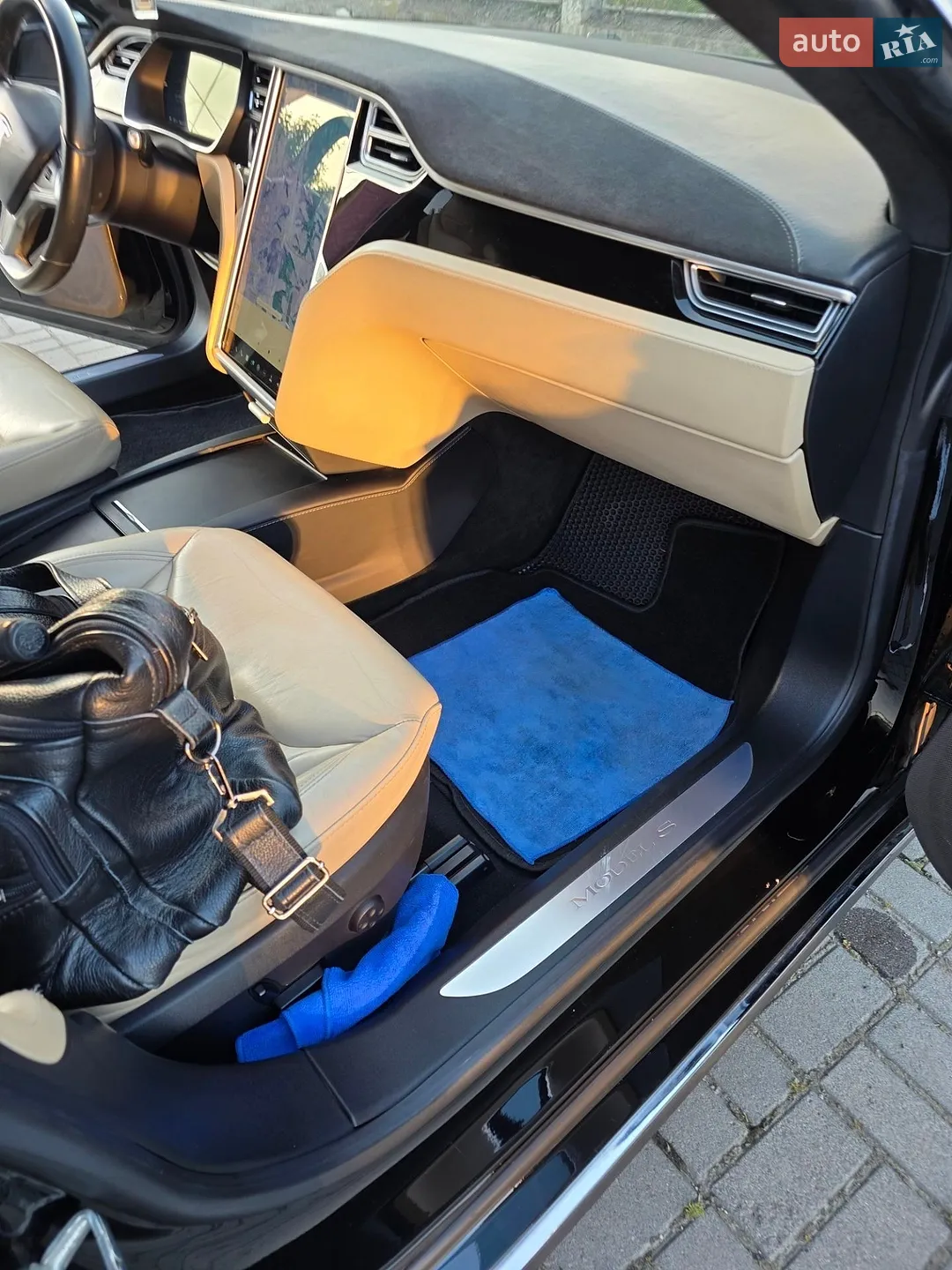 2016 Tesla Model S - мініатюра 10