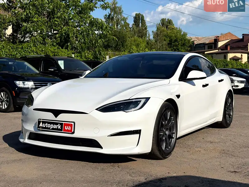 Tesla Model S 2022