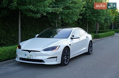 Лифтбек Tesla Model S 2022 в Киеве