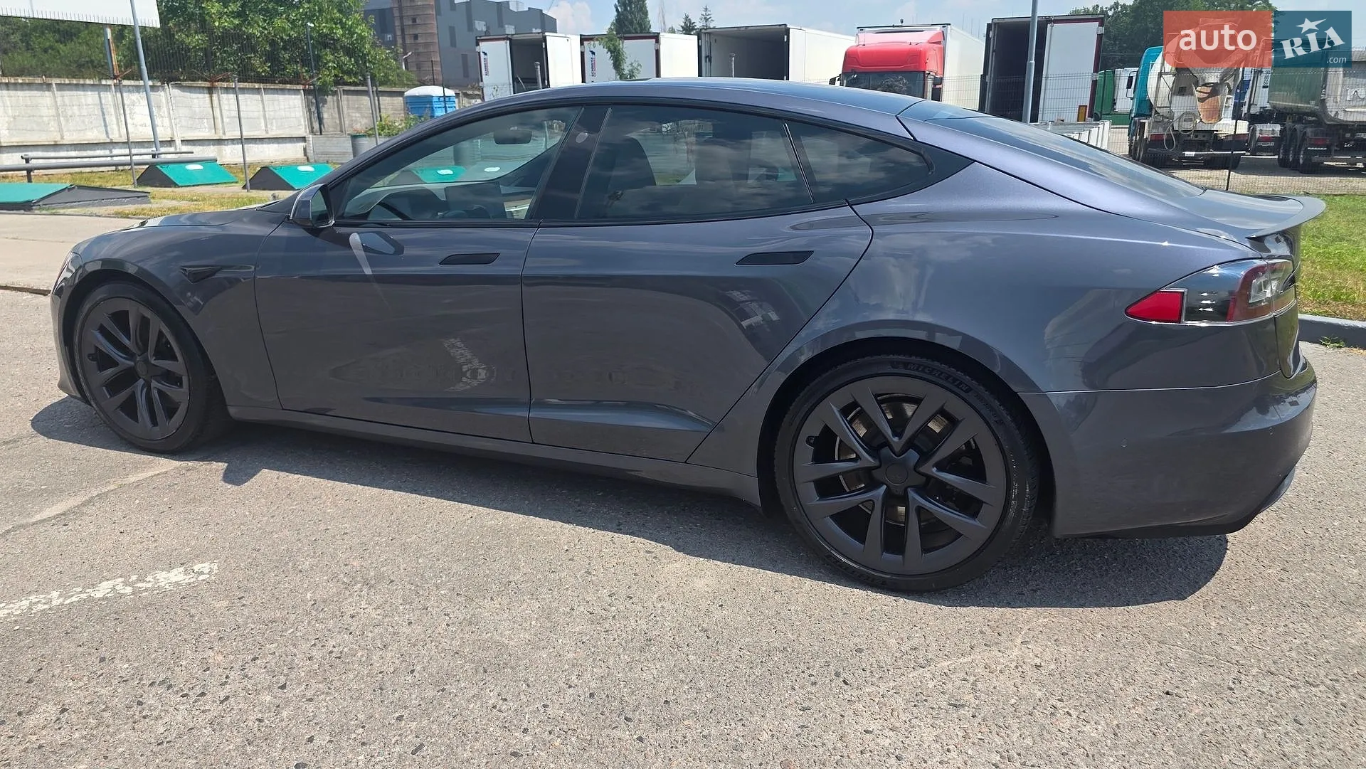 2021 Tesla Model S - мініатюра 17