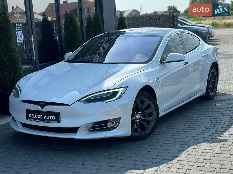 Tesla Model S
