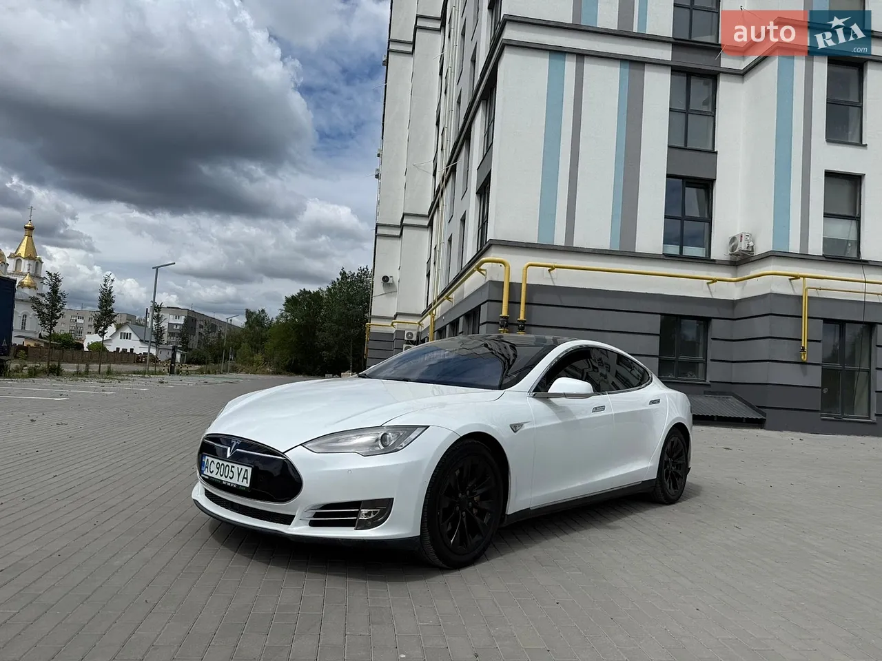 2015 Tesla Model S - мініатюра 10