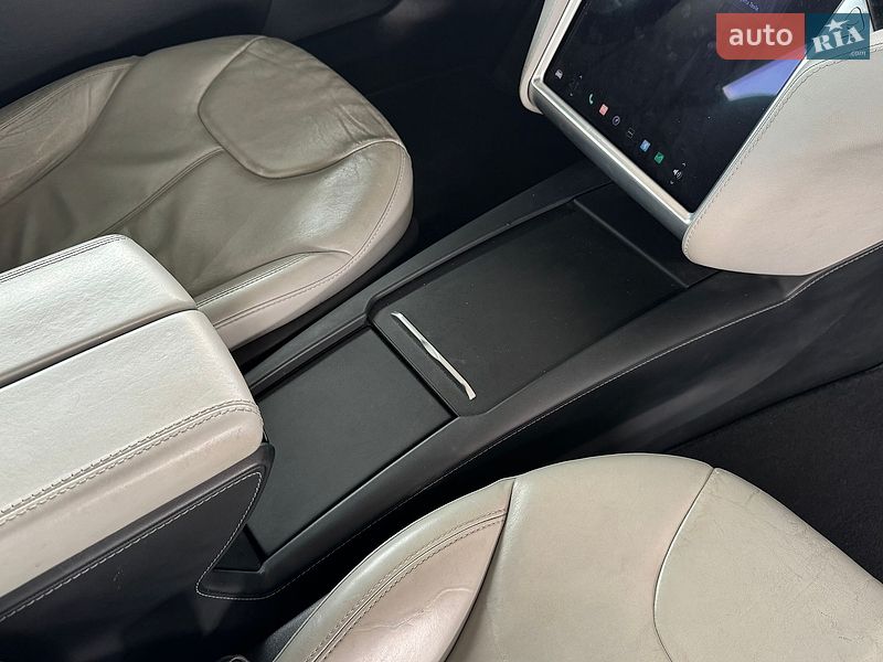 Ліфтбек Tesla Model S 2013 в Вінниці фото 53 Ліфтбек Tesla Model S 2013 в Вінниці