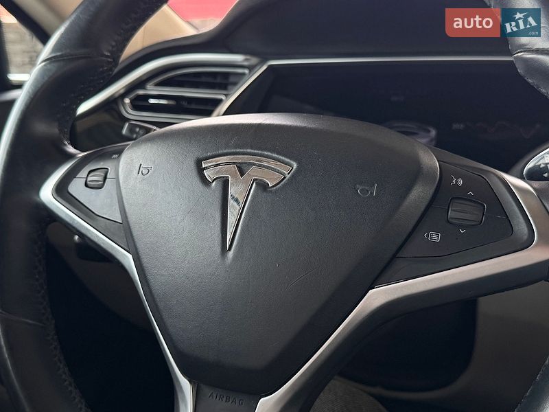 Ліфтбек Tesla Model S 2013 в Вінниці фото 57 Ліфтбек Tesla Model S 2013 в Вінниці