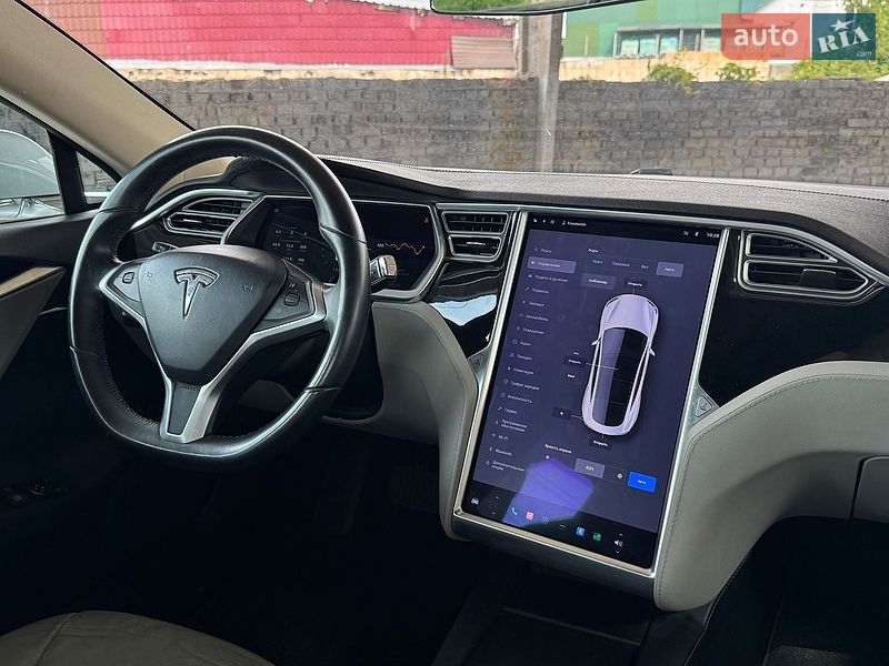 Ліфтбек Tesla Model S 2013 в Вінниці фото 70 Ліфтбек Tesla Model S 2013 в Вінниці