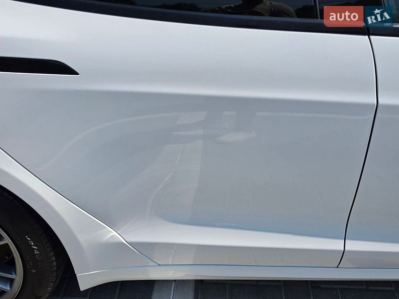 Лифтбек Tesla Model S 2021 в Одессе