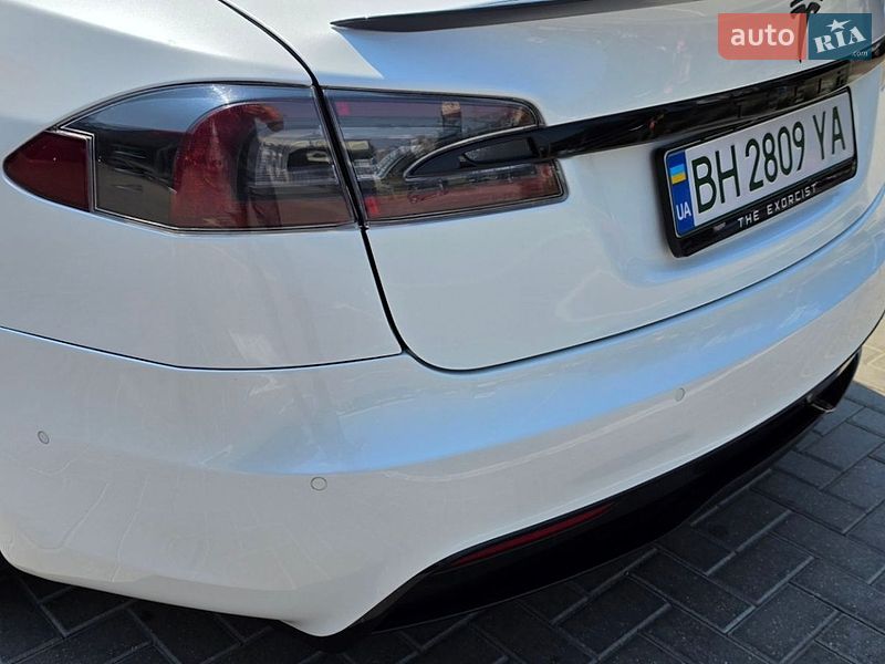 Лифтбек Tesla Model S 2021 в Одессе
