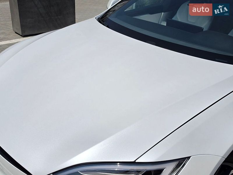 Лифтбек Tesla Model S 2021 в Одессе