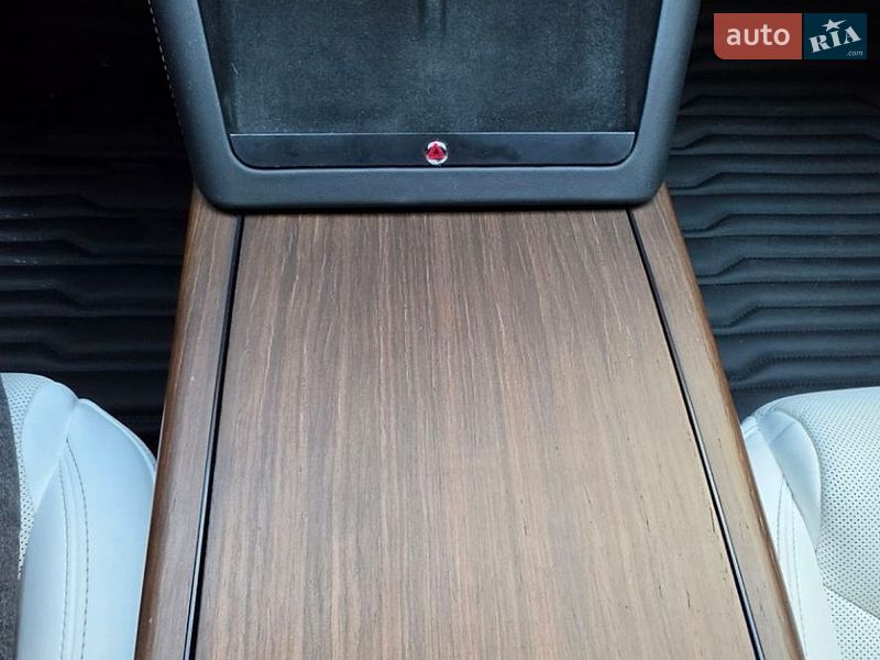 Лифтбек Tesla Model S 2021 в Одессе