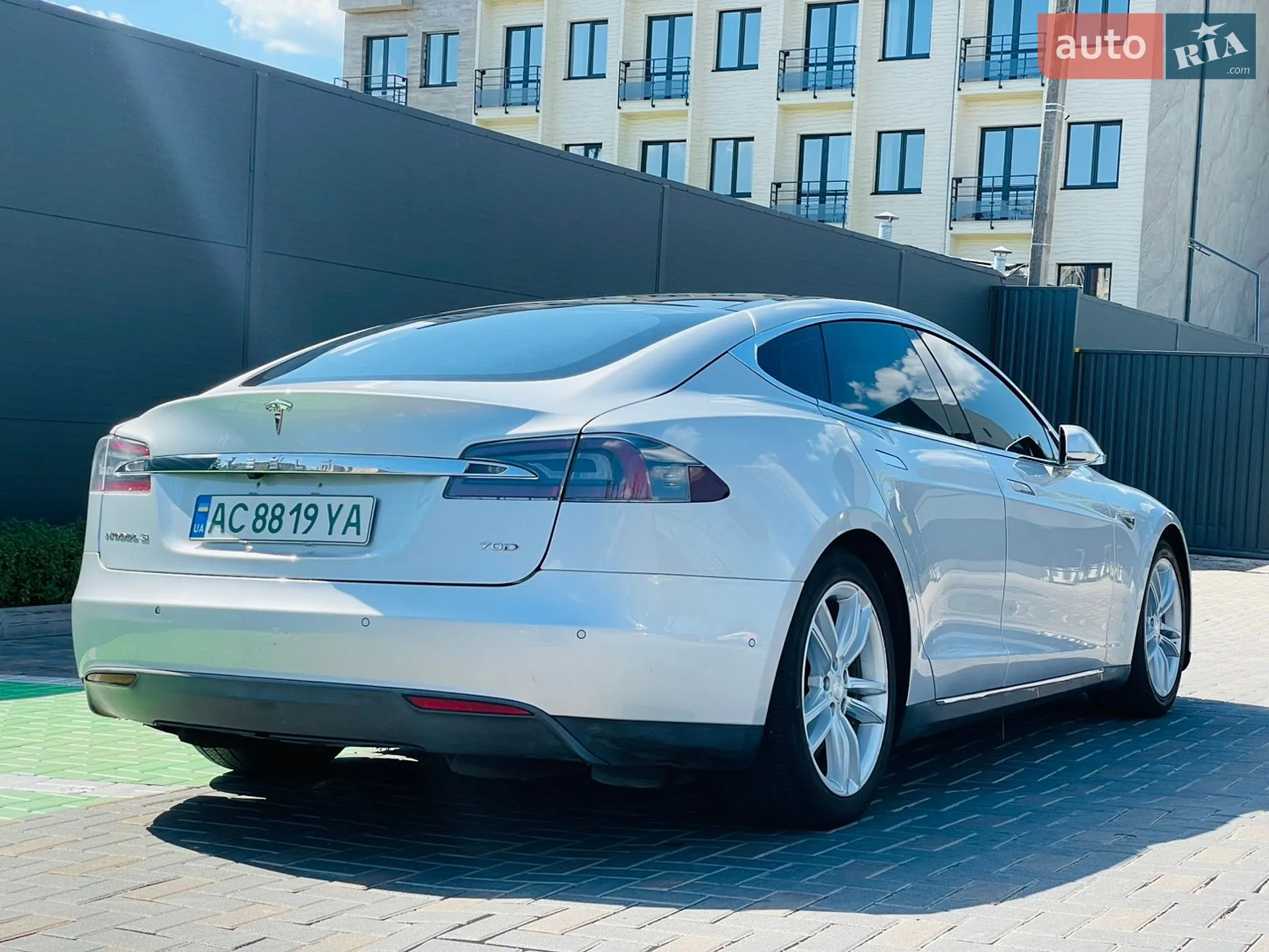 2016 Tesla Model S - мініатюра 38