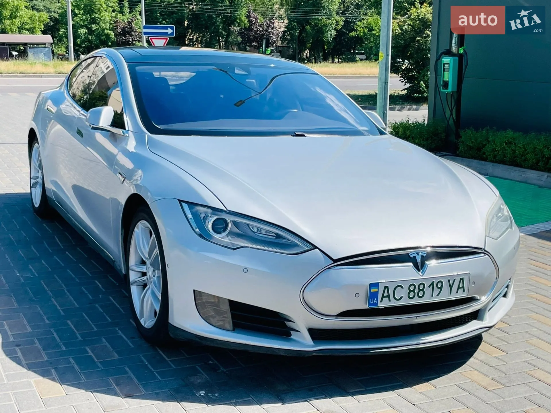 2016 Tesla Model S - мініатюра 42