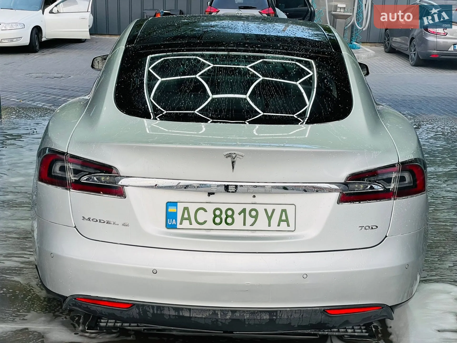 2016 Tesla Model S - мініатюра 10