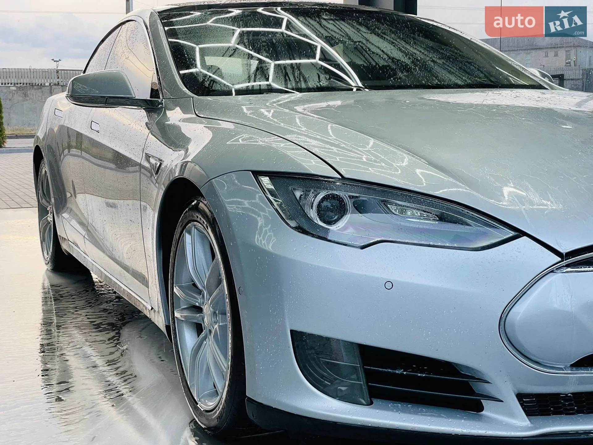 2016 Tesla Model S - мініатюра 16