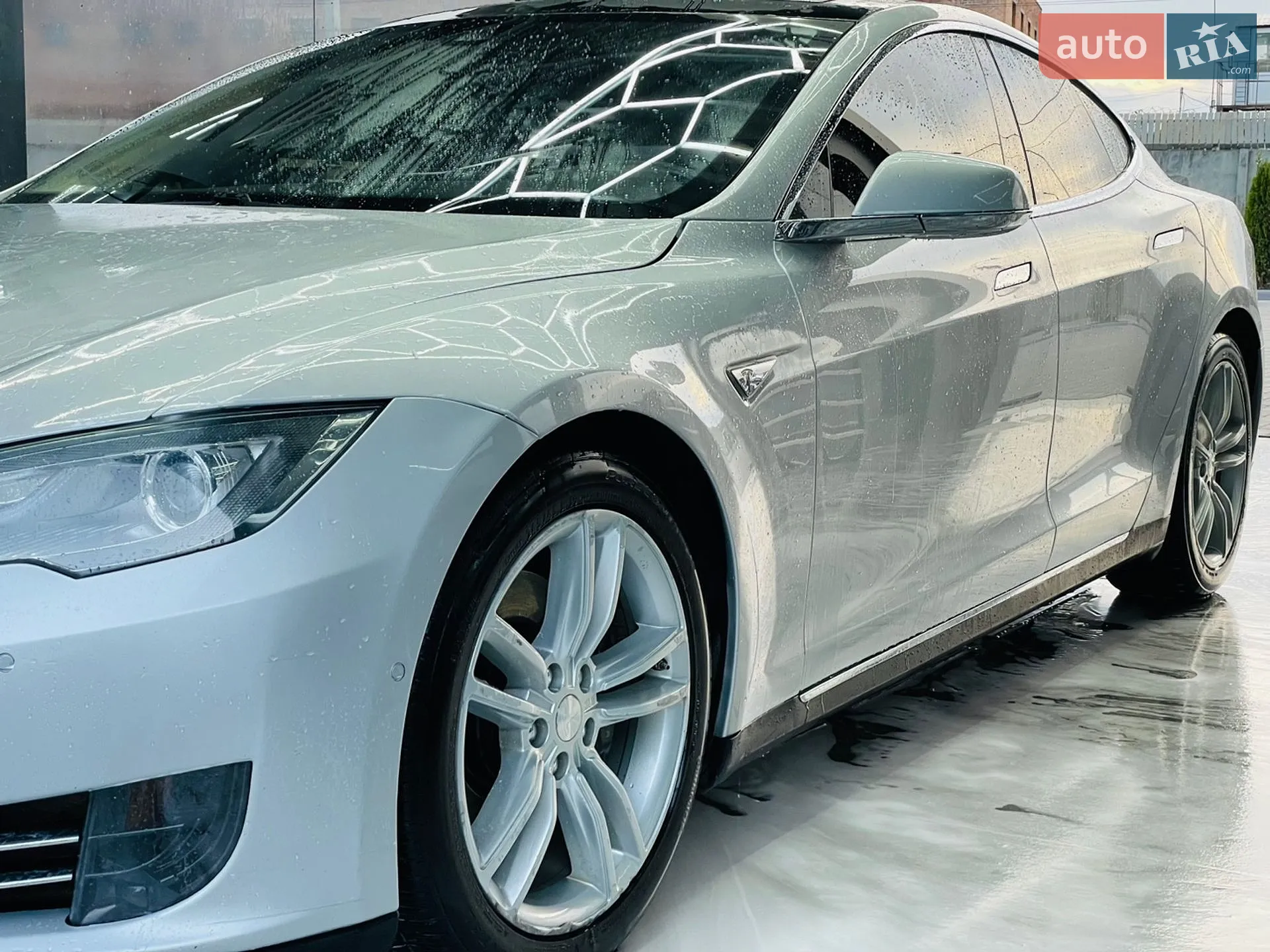 2016 Tesla Model S - мініатюра 18