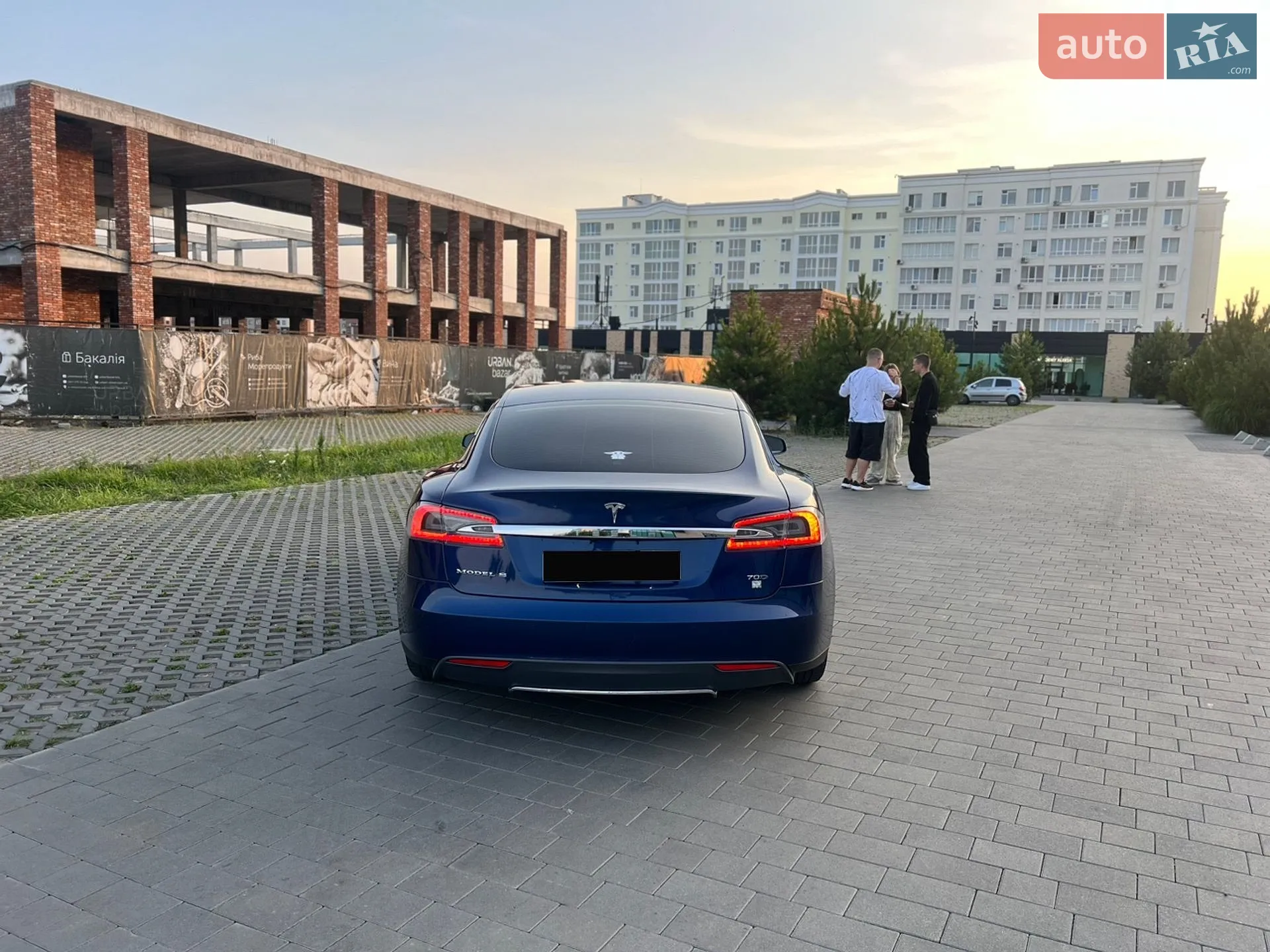 2015 Tesla Model S - мініатюра 8