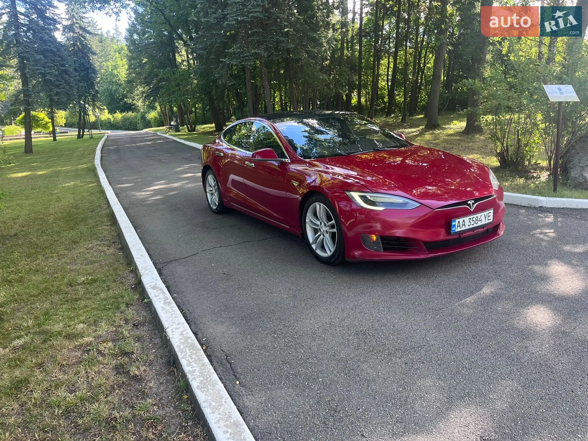 2016 Tesla Model S - мініатюра 8