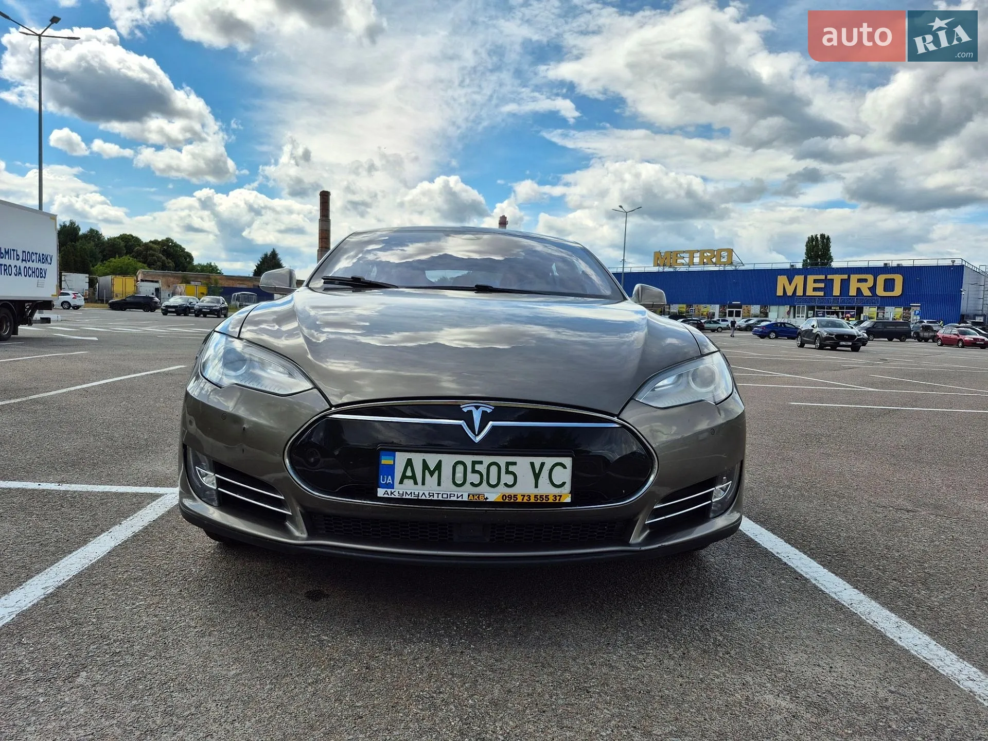 2015 Tesla Model S - мініатюра 9
