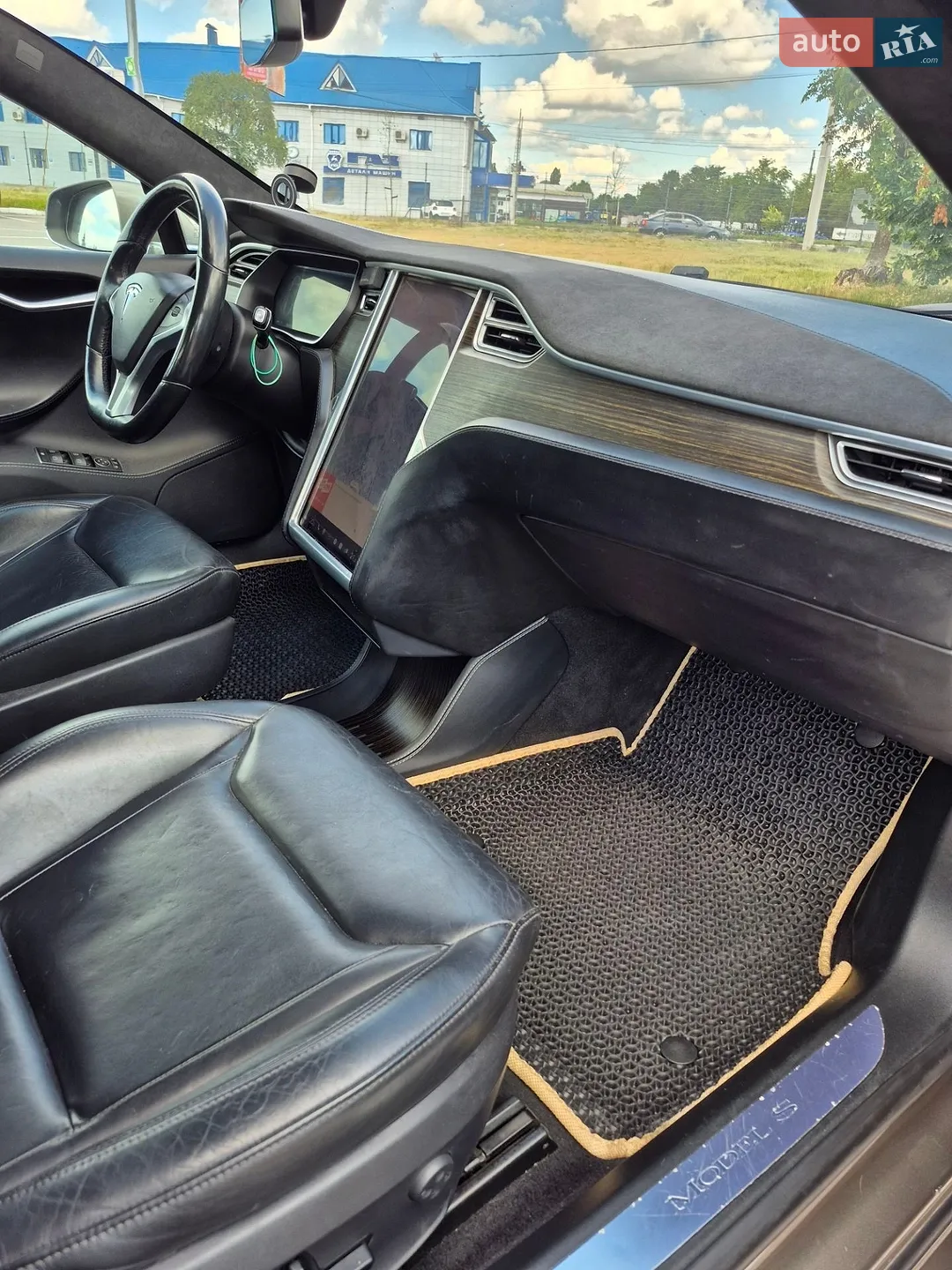 2015 Tesla Model S - мініатюра 13