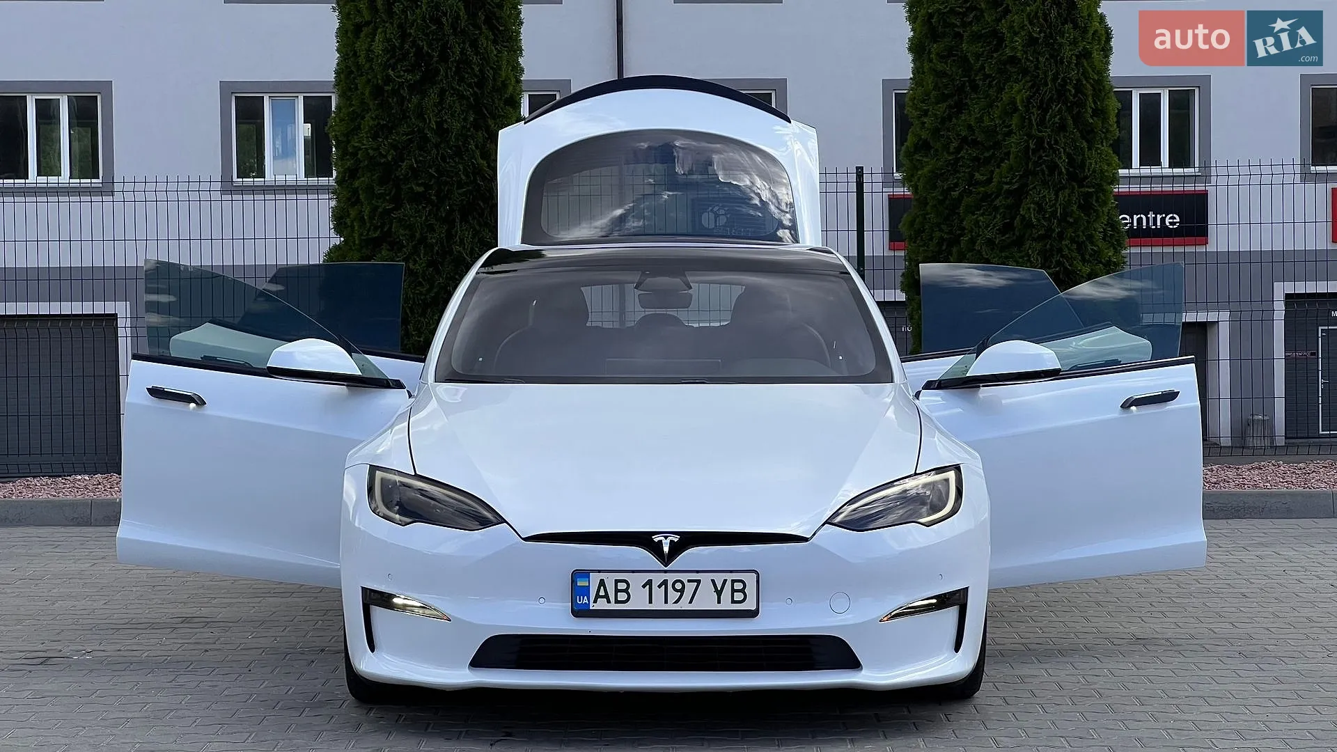 2022 Tesla Model S - мініатюра 5