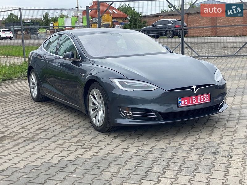 Ліфтбек Tesla Model S 2018 в Луцьку фото 3 Ліфтбек Tesla Model S 2018 в Луцьку