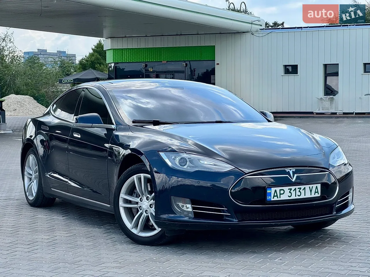 2014 Tesla Model S - мініатюра 9