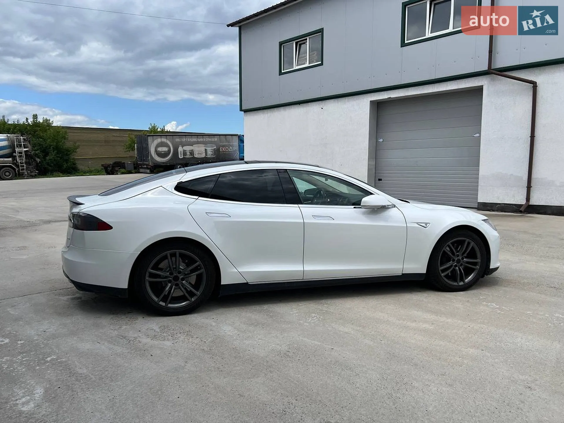 2013 Tesla Model S - мініатюра 9