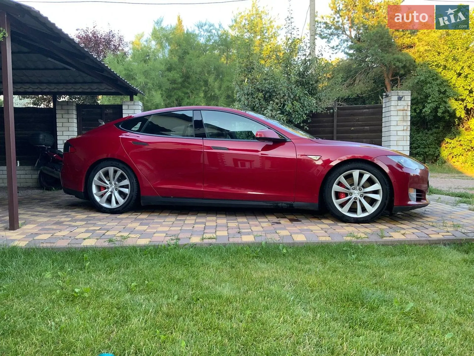 2015 Tesla Model S - мініатюра 11