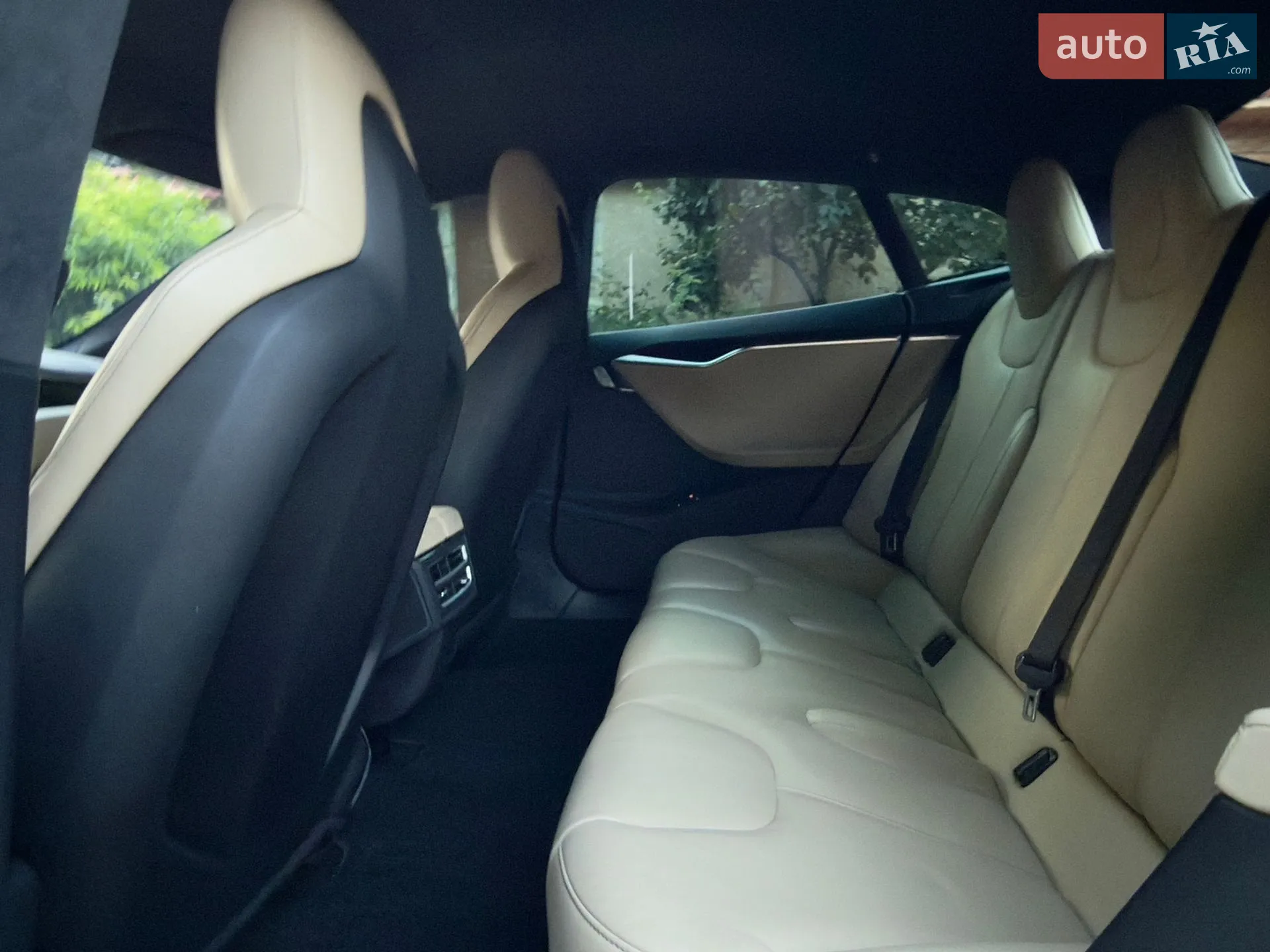 2015 Tesla Model S - мініатюра 16