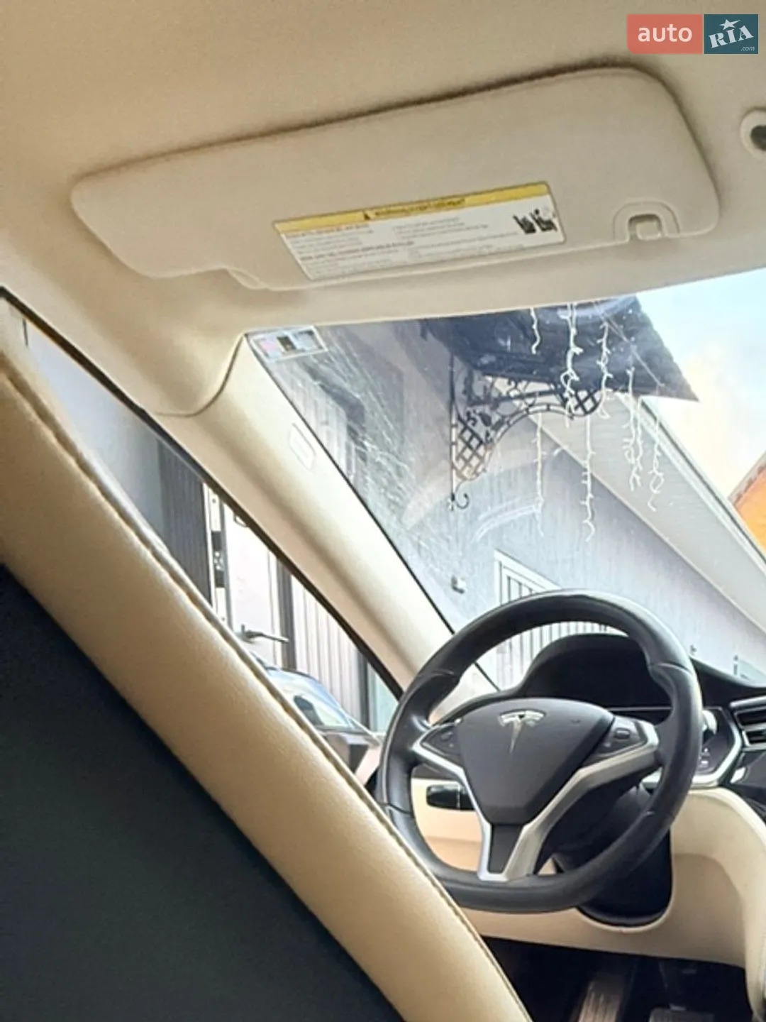 2014 Tesla Model S - мініатюра 2