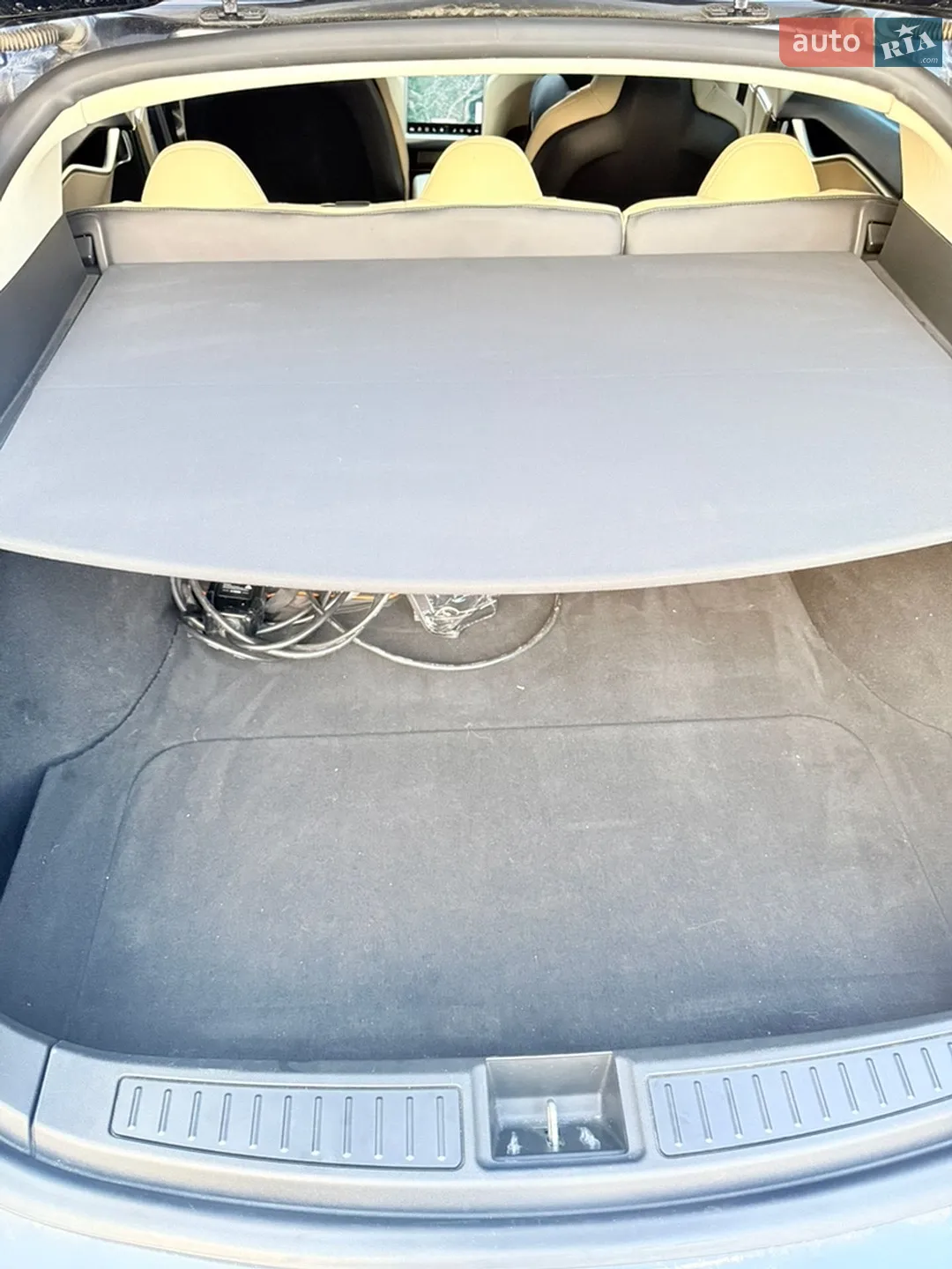 2014 Tesla Model S - мініатюра 10