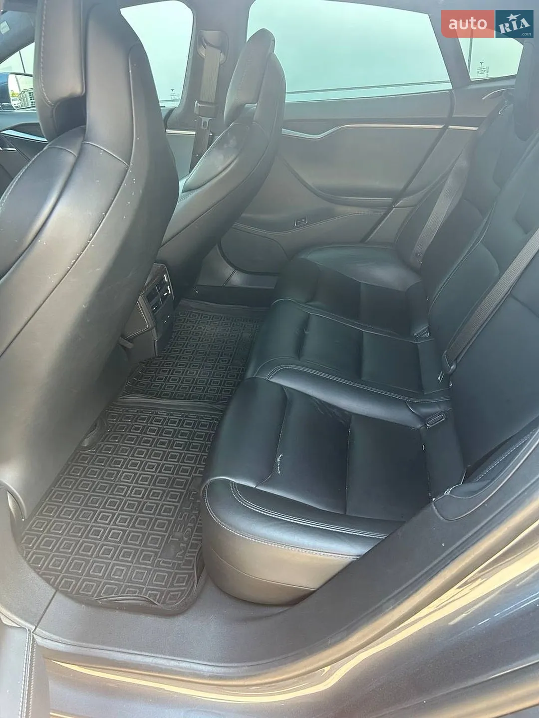 2019 Tesla Model S - мініатюра 4