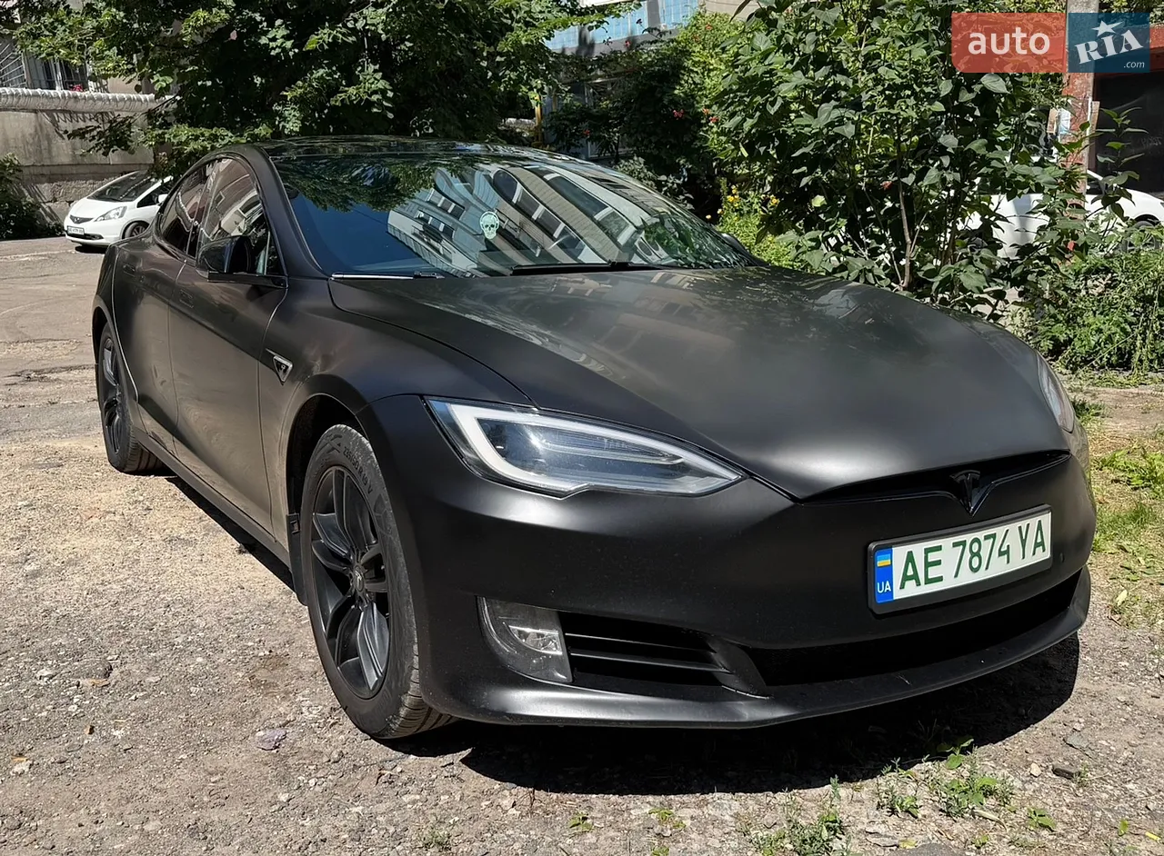 2015 Tesla Model S - мініатюра 11