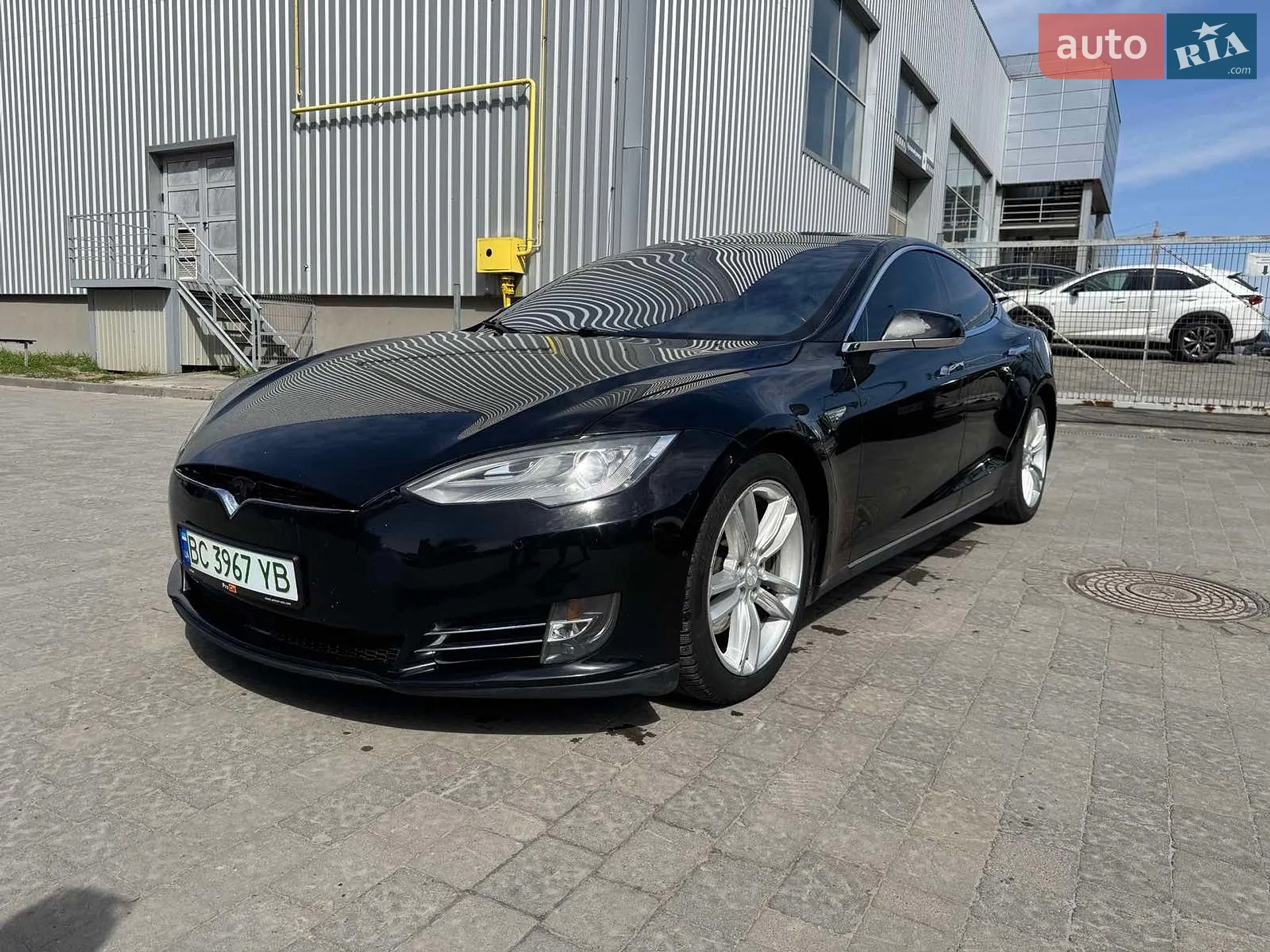 2015 Tesla Model S - мініатюра 4