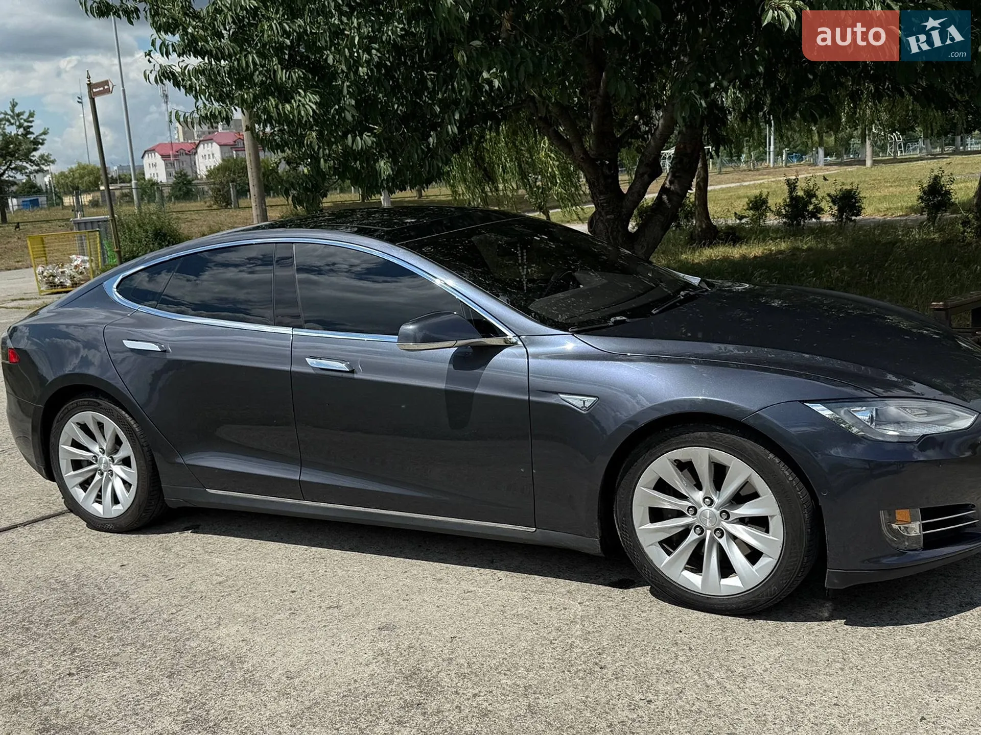 2016 Tesla Model S - мініатюра 13
