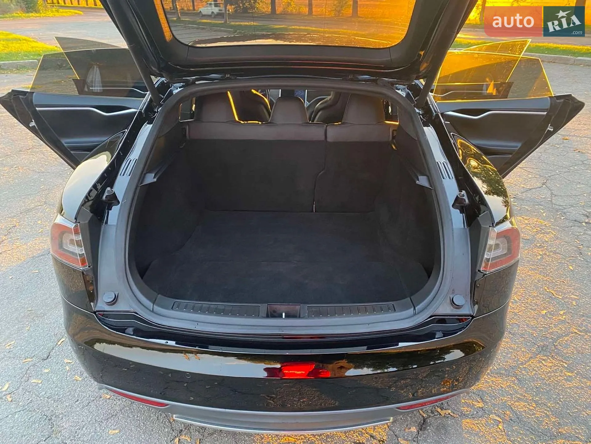 2015 Tesla Model S - мініатюра 5